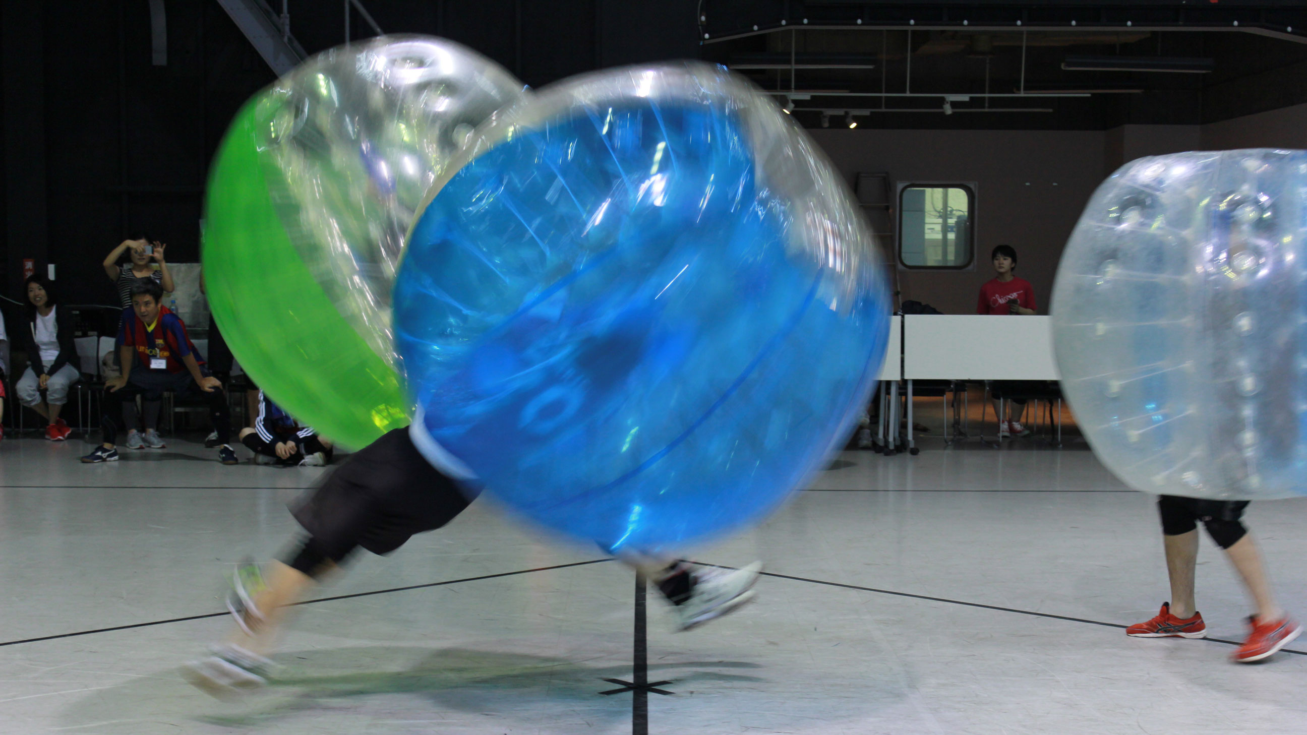 バブルサッカー