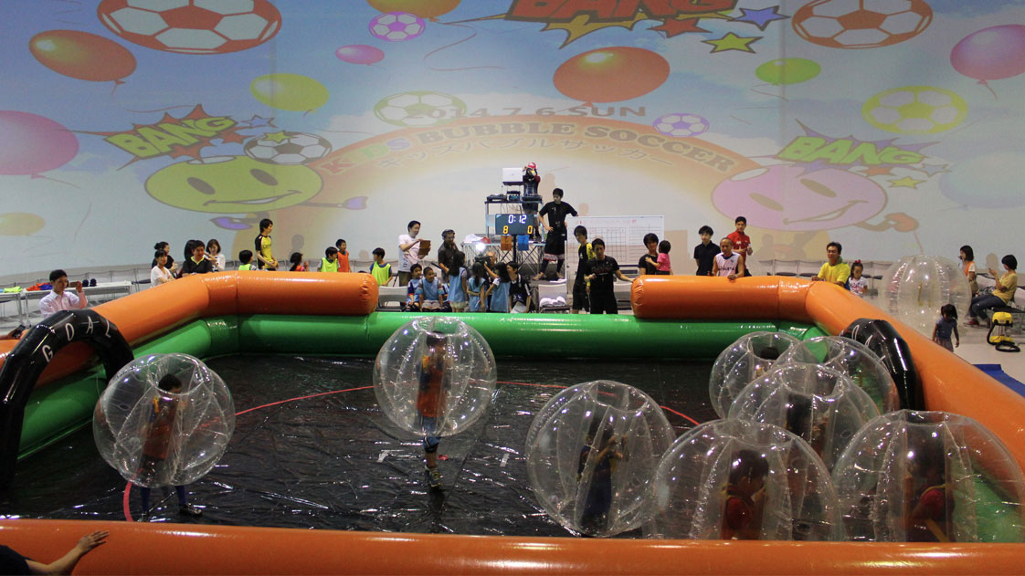 キッズバブルサッカー