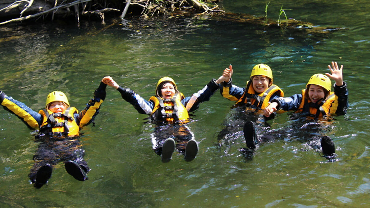 沖縄・北谷アラハビーチでマリンアクティビティ！