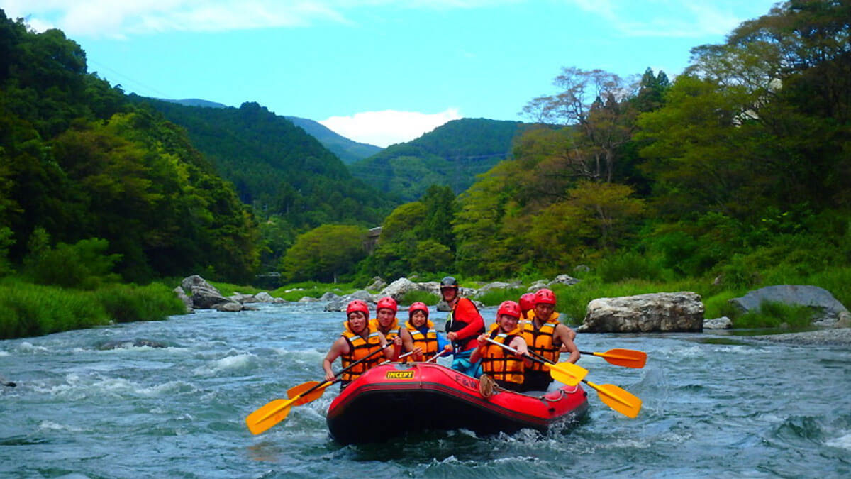 沖縄・北谷アラハビーチでマリンアクティビティ！