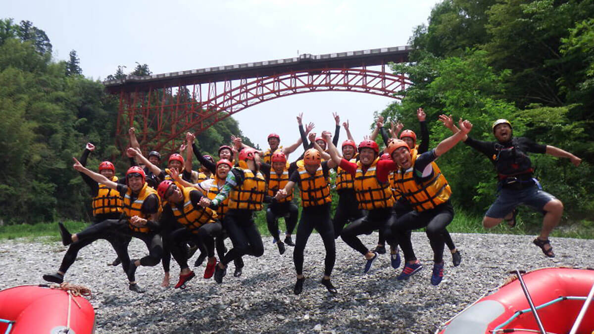 沖縄・北谷アラハビーチでマリンアクティビティ！